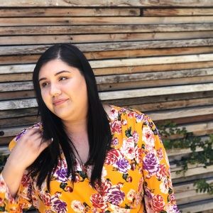 Meet your Posher, Raquel yvette